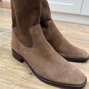 LOUISE et CIE Ankle Boots Booties Taupe Brown Suede Leather size 8